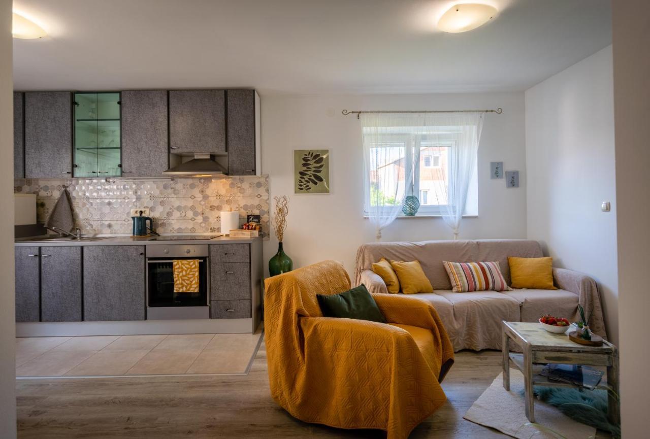 Apartman Tina Metkovic Bagian luar foto